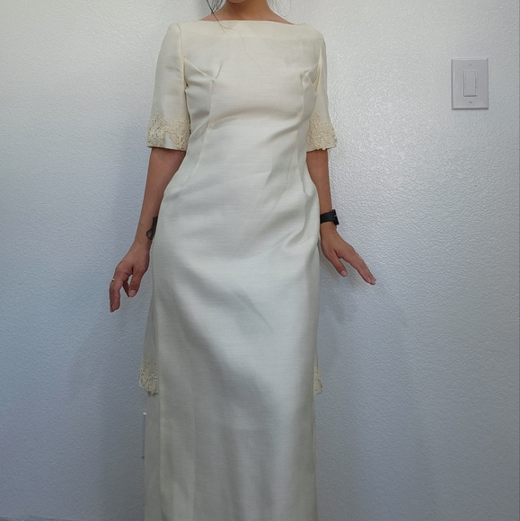 Dress - Picture 5 of 16